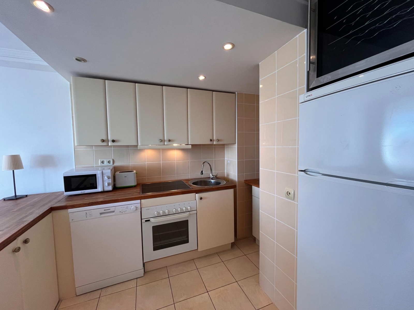 100 AV CARLOTA ALESSANDRI, 1 Bedroom Bedrooms, 0 ,1 BathroomBathrooms,Apartment,For Sale,EUROSOL,AV CARLOTA ALESSANDRI,4,1080